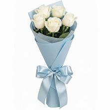 Букет 5 Белых роз Проуд #REPLACE_PRED# Высоком
