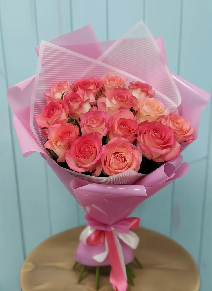 Букет 15 Розовых роз Равель в Высоком
