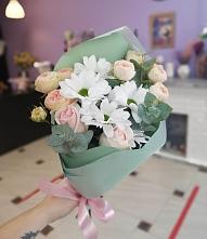 Букет цветов из:  Хризантемы и Розы #REPLACE_PRED# Высоком