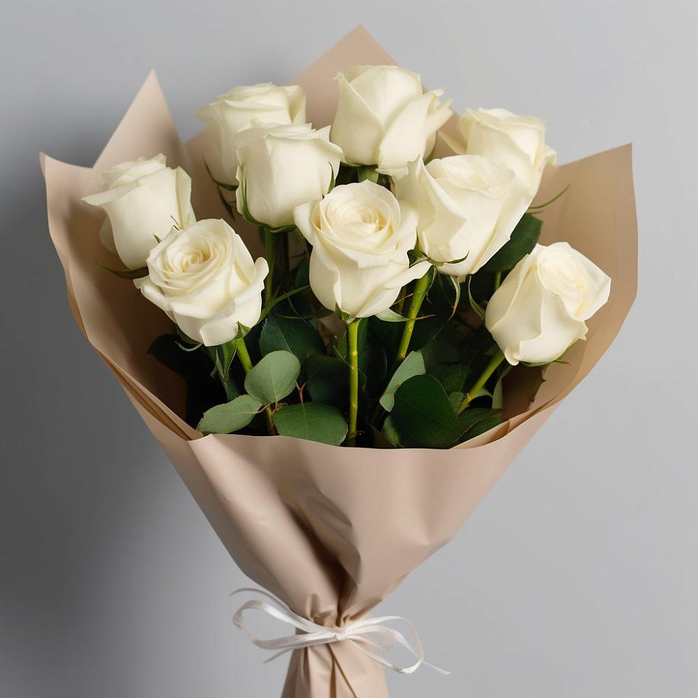 Букет 9 Белых роз Эдлесс Лав в Высоком