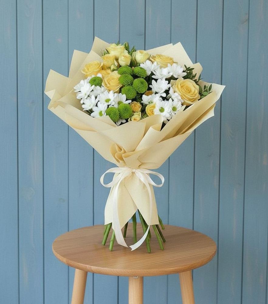 Букет цветов из: Хризантемы и Розы в Высоком