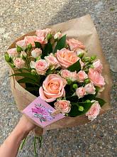 Букет цветов из:  Розы #REPLACE_PRED# Высоком