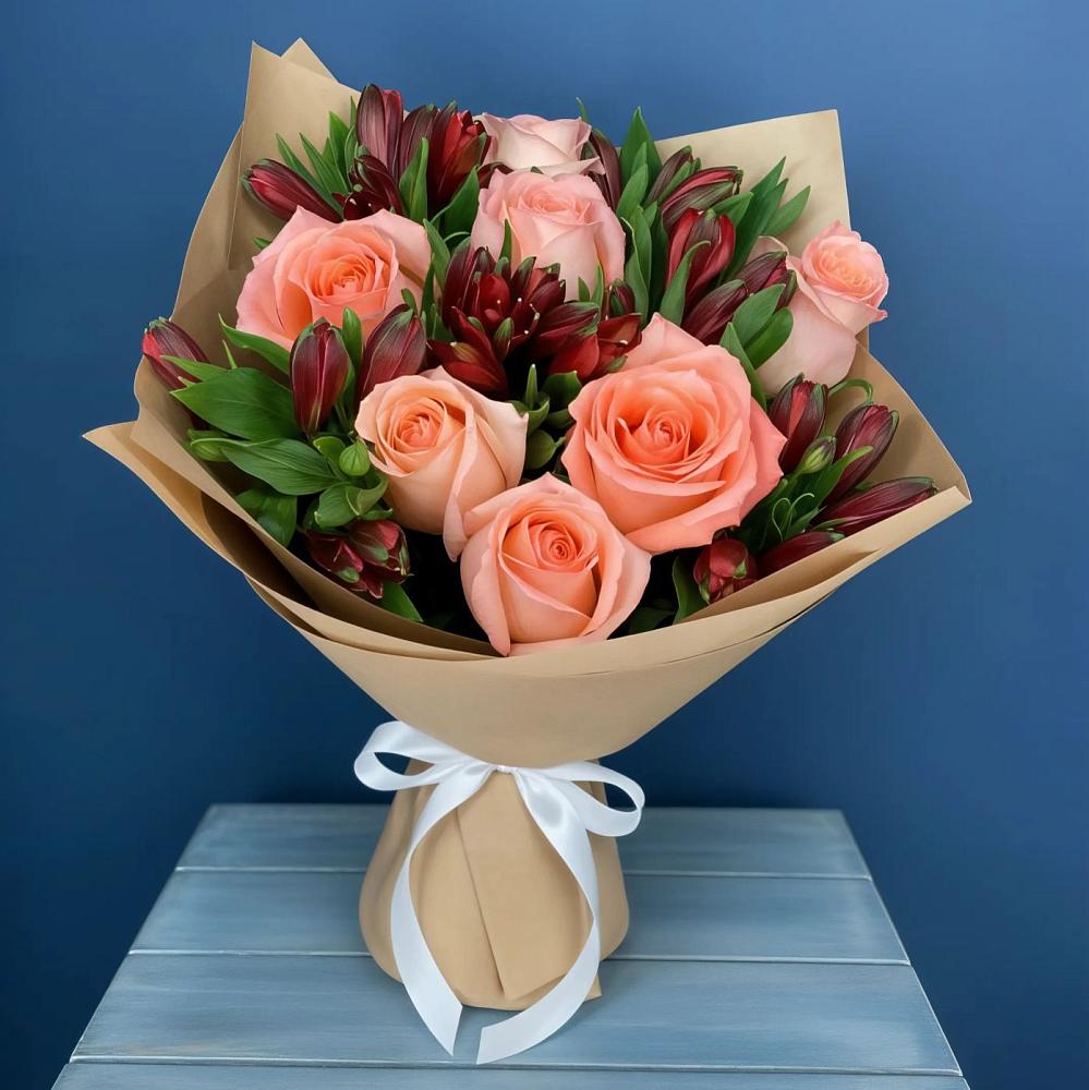 Букет цветов из: Розы и Альстромерии в Высоком