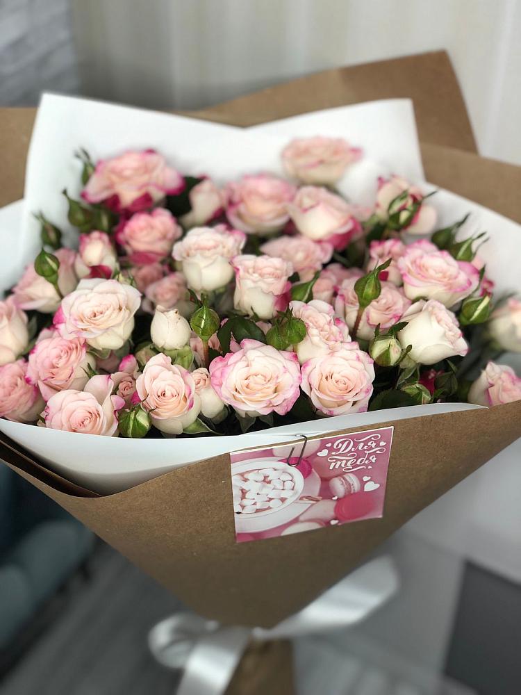 Букет цветов из: Розы в Высоком