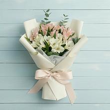 Букет цветов из:  Альстромерии #REPLACE_PRED# Высоком