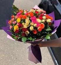 Букет Микс из разноцветных кустовых роз #REPLACE_PRED# Высоком