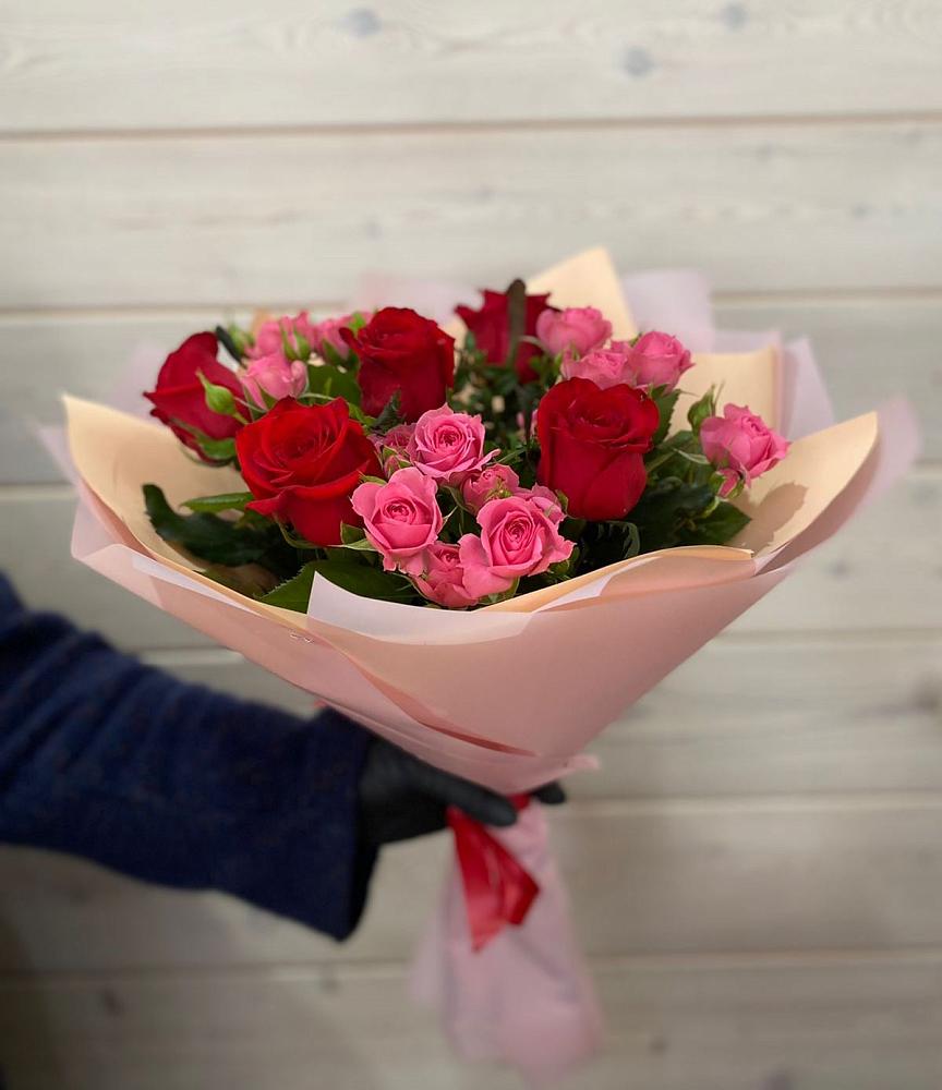Букет цветов из: Розы в Высоком