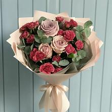 Букет цветов из:  Гвоздики и Розы #REPLACE_PRED# Высоком